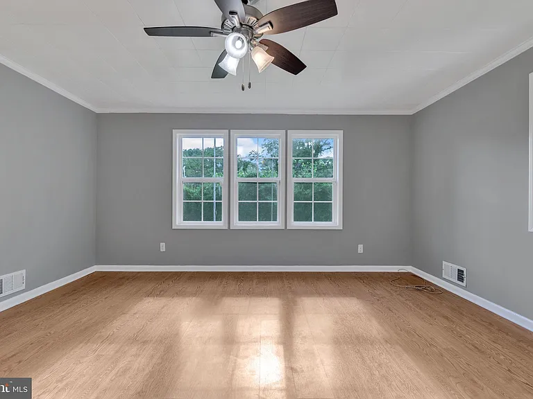 8206 Waterford Rd — Photo 6