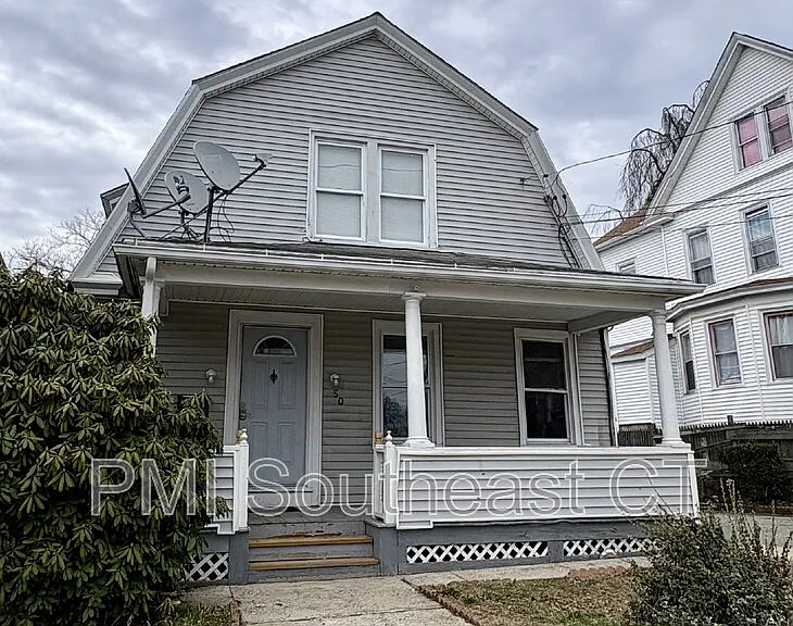 50 Montauk Ave #1 — Photo 1