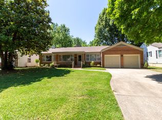 1016 E Kingsbury St, Springfield, MO 65807