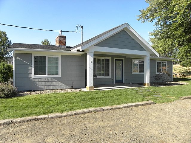 1st image of 717 Smith Dr