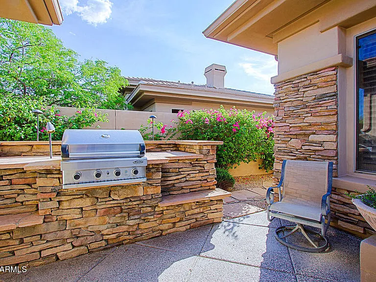 30946 N 74th Way — Photo 5
