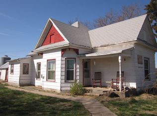 72 Poplar St, Randall, KS 66963