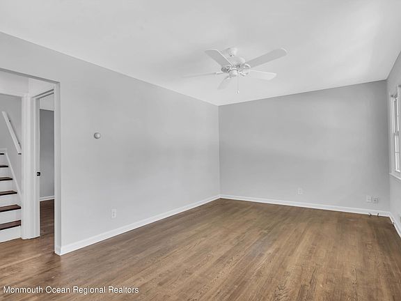 5th image of 109 Hoover Dr