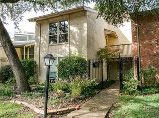 9717 Smokefeather Ln, Dallas, TX 75243