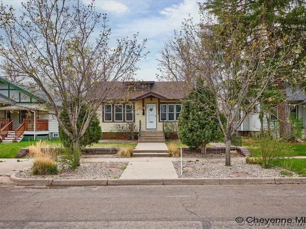 3016 Thomes Ave, Cheyenne, WY 82001