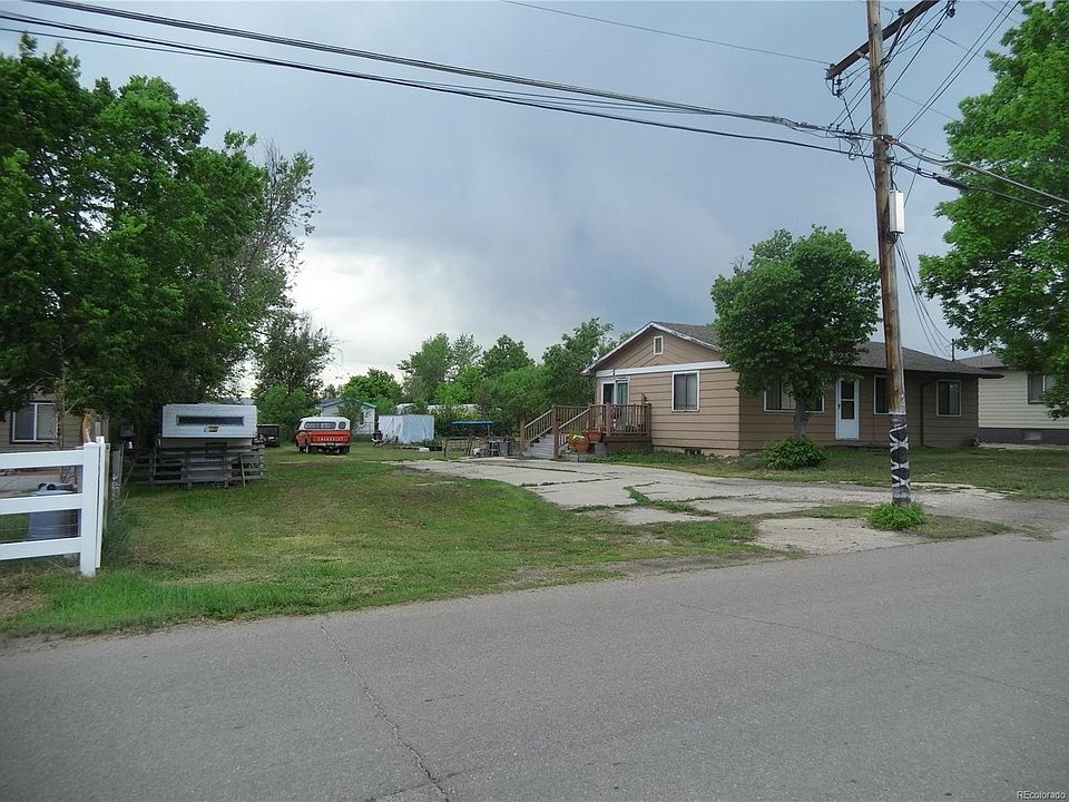 1st image of 2880 W 65th Pl