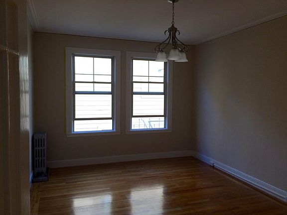 4th image of 3350 Octavia St