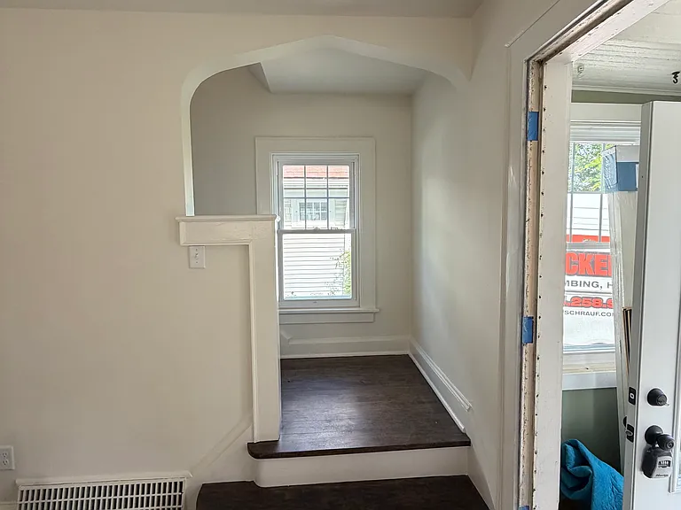 8308 Gridley Ave — Photo 4