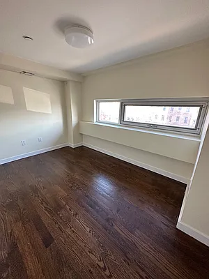 Rented by FLATS & PADS LLC | media 10