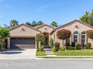 1462 E Via Marbella Dr, Fresno, CA