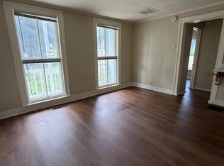 26 Mechanic St APT 1, Phoenix, NY 13135