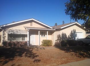 2404 W Holland Ave, Fresno, CA
