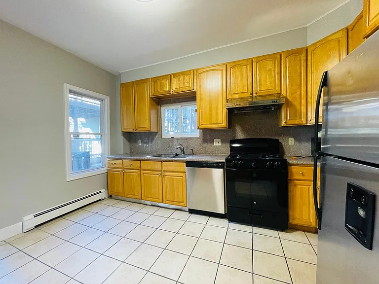 Photos were taken prior to the current tenancy.