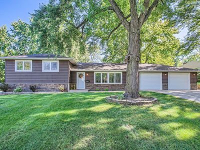 3625 Woody Ln, Minnetonka, MN, 55305