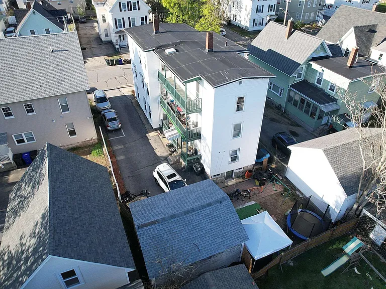 413 Merrimack St #3 — Photo 8