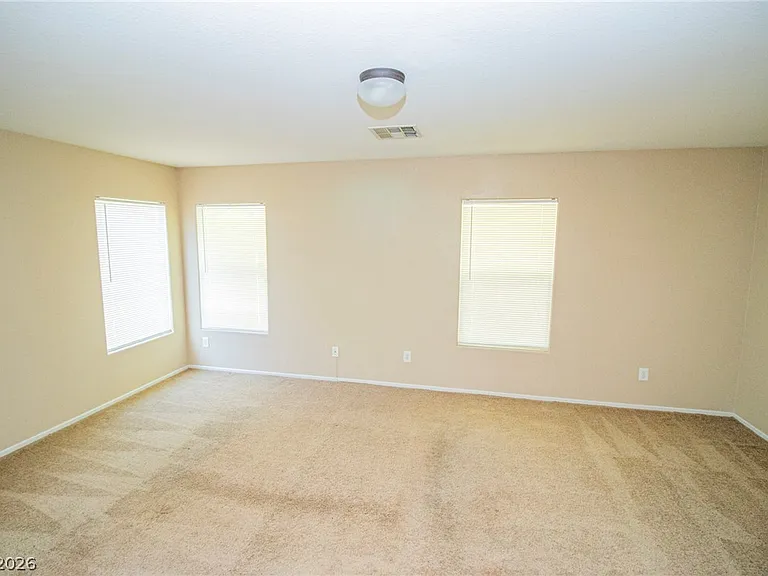 7218 Freedom Ring St — Photo 15