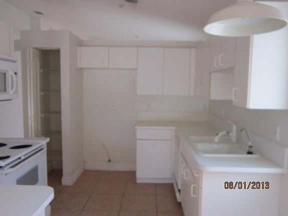 3rd image of 21479 SW 88th Ave