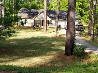 1090 Locust Rd, Locust Grove, GA 30248