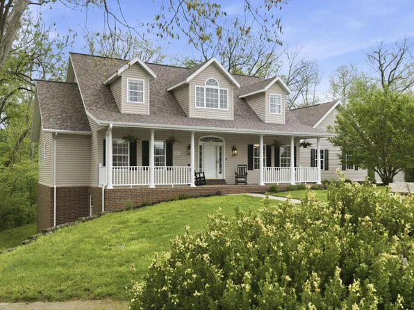 2012 N 7th Avenue, Ozark, MO 65721