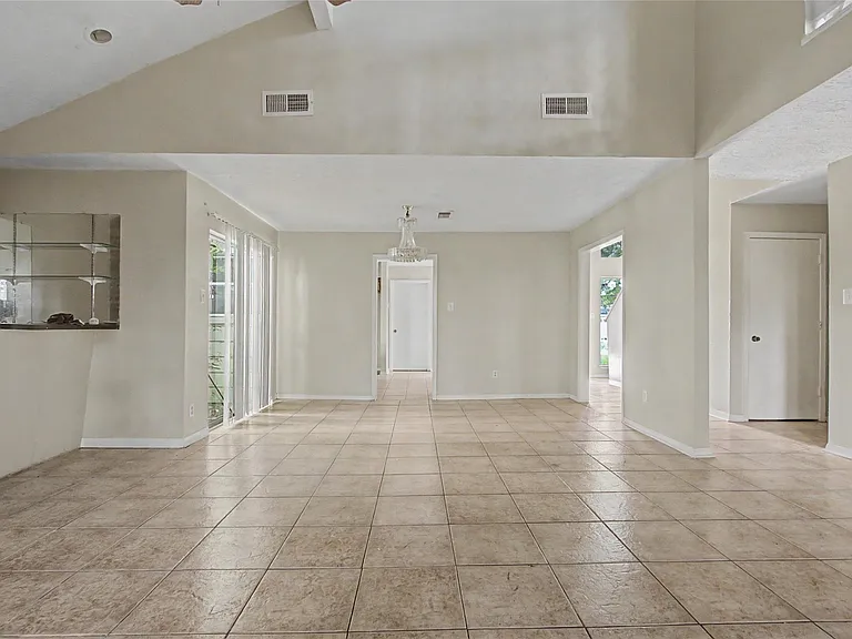 13119 Hollowcreek Park Dr — Photo 10