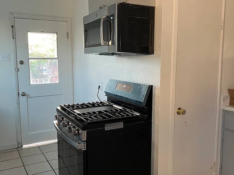 110 Roache Rd — Photo 7