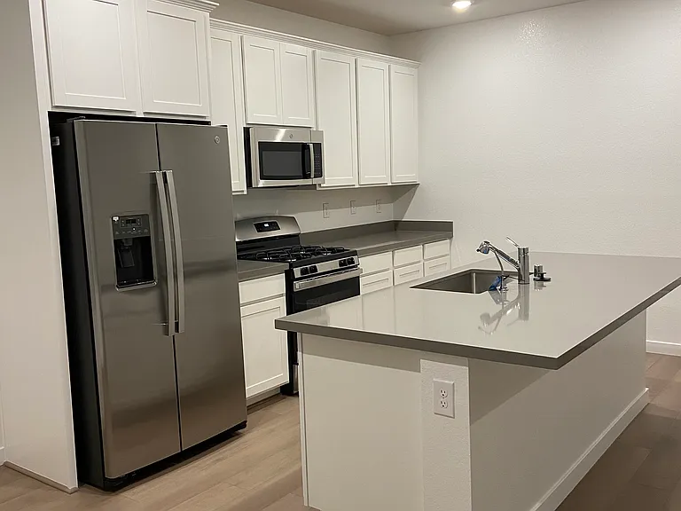 3960 Richmar Butte Ave — Photo 1