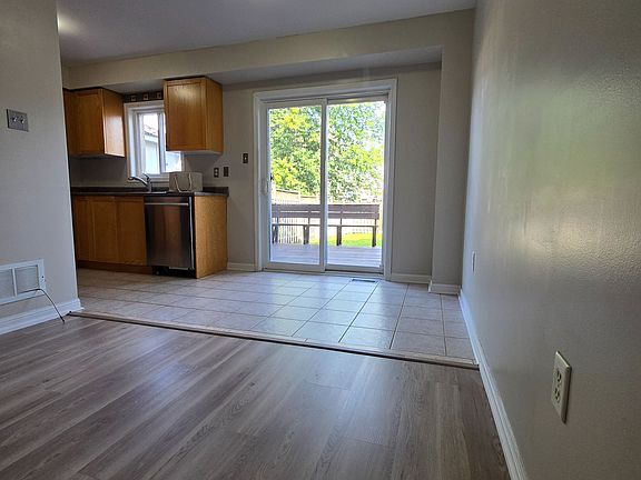 5th image of 67 Toscana Dr
