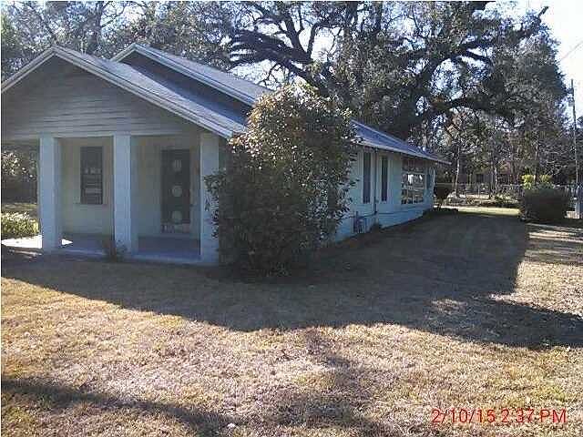 Beautiful fenced in yard