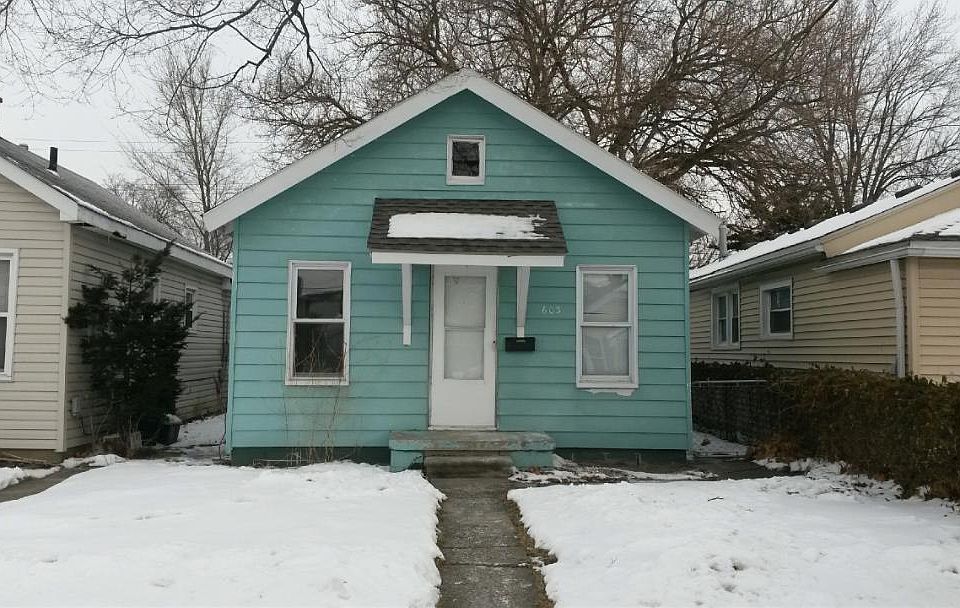 603 ROSEWOOD