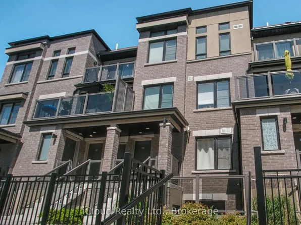 26 B Lookout Dr #A, Clarington, ON L1C 7G1