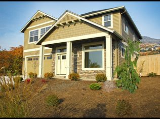 4353 Navarro Springs Ave, Medford, OR
