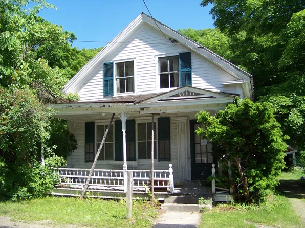 166 Brook Street, Rochester, VT 05767