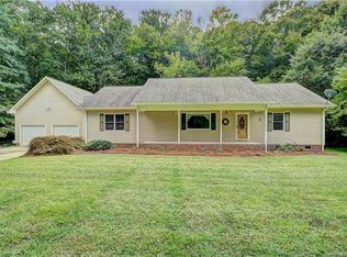 126 Summers Pl, Cherryville, NC 28021