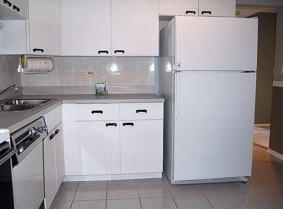 5th image of 3110 Pheasant Creek Dr APT 301