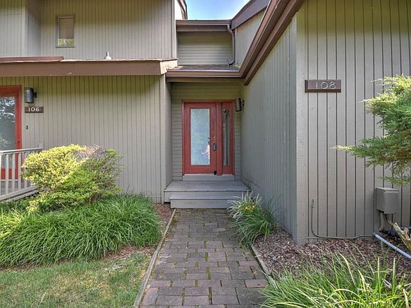 5th image of 108 Willowbrook Dr Unit 108