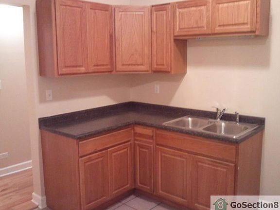 2nd image of 3537 W Jackson Blvd