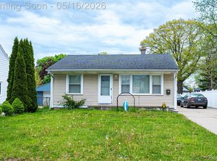 26536 Palmer Blvd, Madison Heights, MI 48071