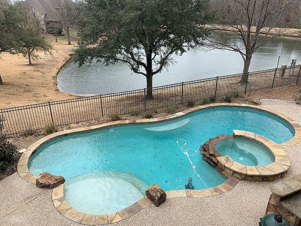 2nd image of 9021 Crockett Dr