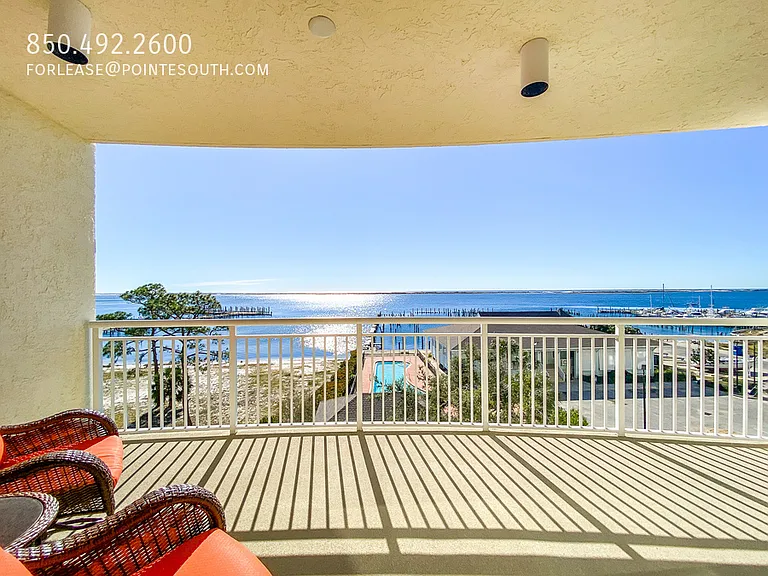 10099 Nelle Ave #502 — Photo 4