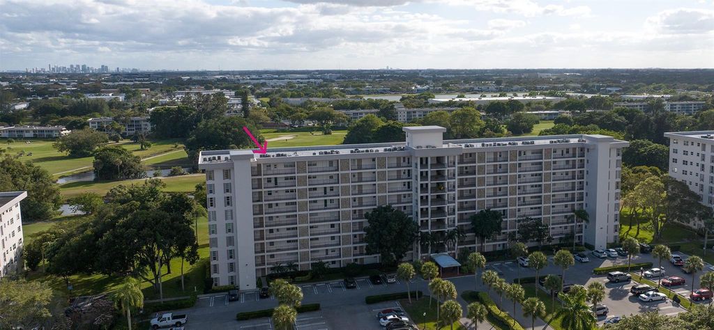 3050 N Palm Aire Drive #909, photo 5