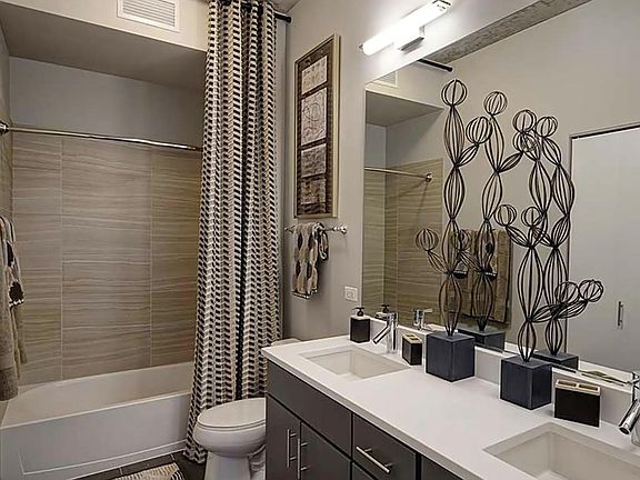 3rd image of 732 S Wabash Ave #314