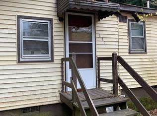 303 Carolina St, Mc Cormick, SC 29835