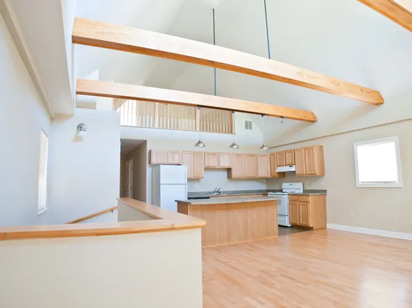 3255 N Oakland, 3255 N Oakland Ave, Milwaukee, WI 53211