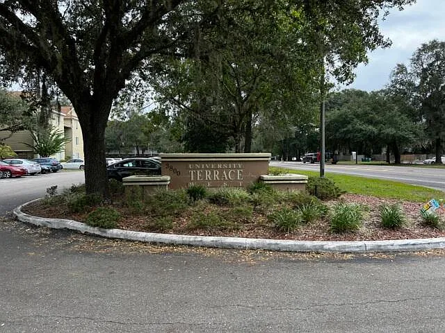 3800 SW 20th Ave #305 — Photo 3