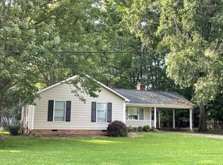 2117 Old Oxford Rd E, Chapel Hill, NC 27514