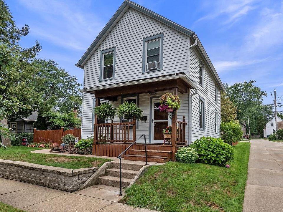 1st image of 117 S Garfield AVENUE