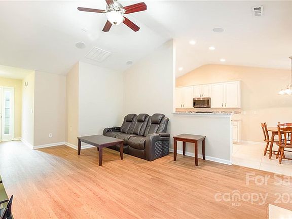 4th image of 3128 S Legacy Park Blvd #688