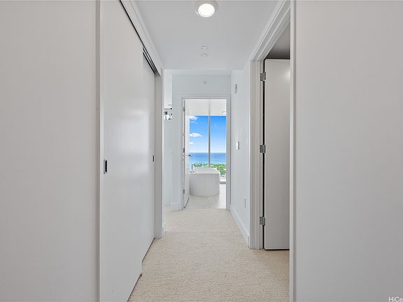 5th image of 629 Keeaumoku St #3301