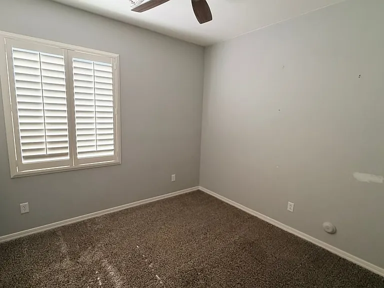 40750 W Colby Dr — Photo 5