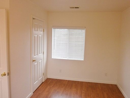 5th image of 4703 36th St